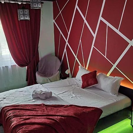 Apartament Studio Vale Hunedoara Zewnętrze zdjęcie