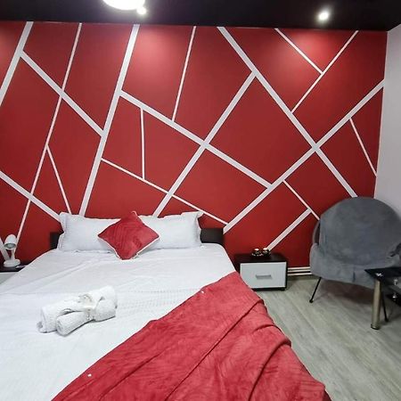 Apartament Studio Vale Hunedoara Zewnętrze zdjęcie