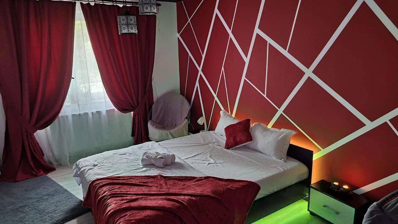 Apartament Studio Vale Hunedoara Zewnętrze zdjęcie