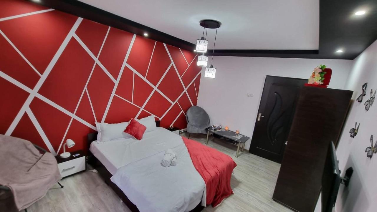 Apartament Studio Vale Hunedoara Zewnętrze zdjęcie